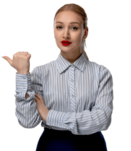 Geprüfter Immobilienmakler werden – Vorteile sichern Immobilienmakler vor einem Haus mit Tablet – jetzt als geprüfter Makler registrieren